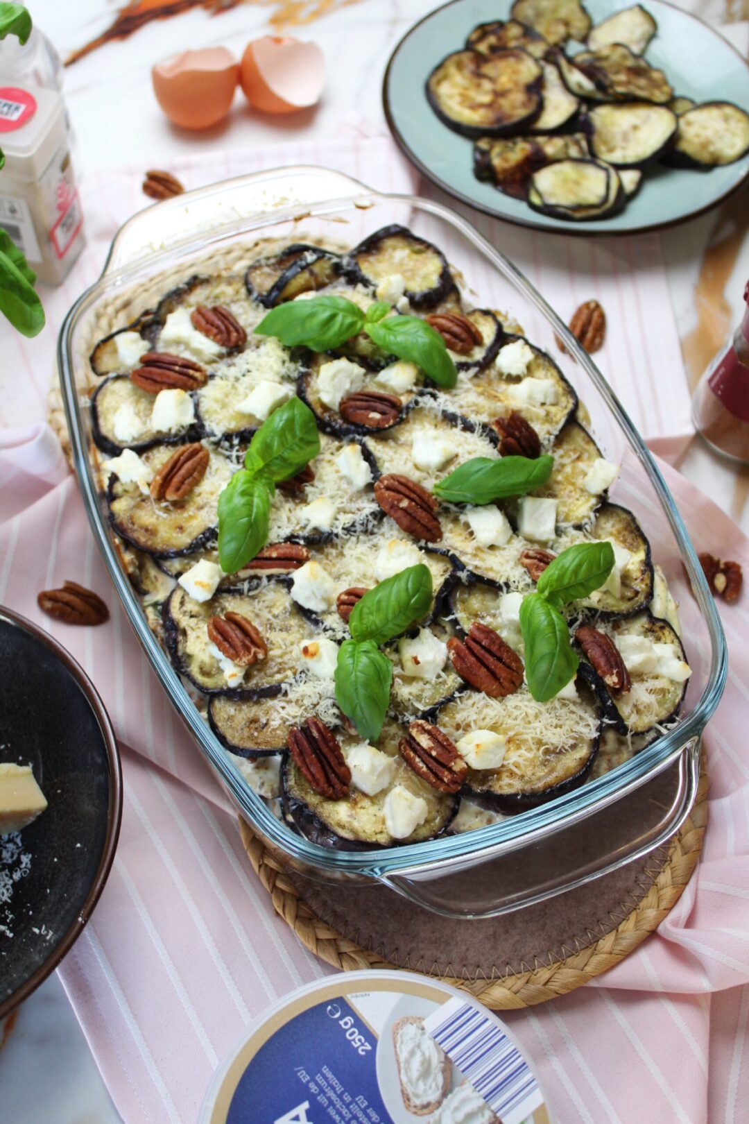 aubergine lasagne met geitenkaas, spinazie en pecannoten koolhydraatarm